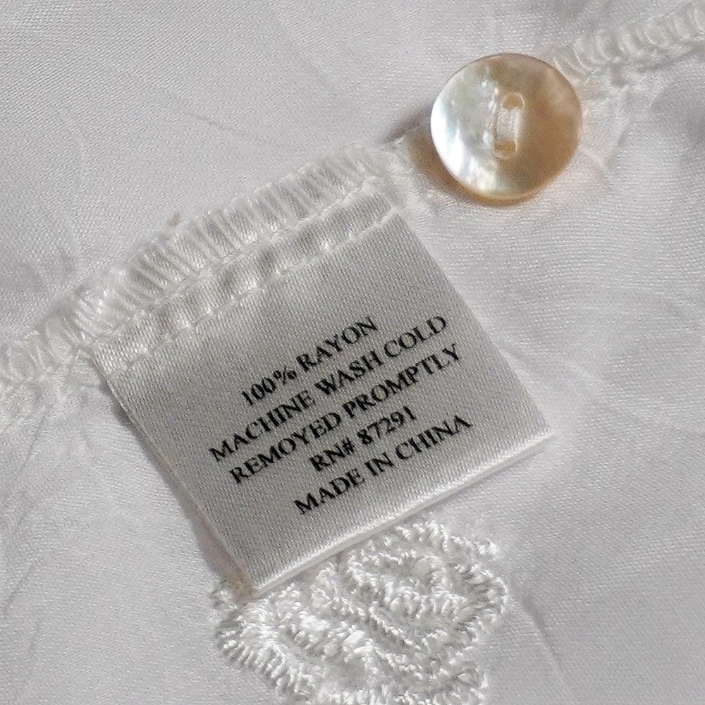 Johnny Was 0X White Embroidered Scallop Silk-Feel Blouse Luxury Boho Top Large - Picture 9 of 10